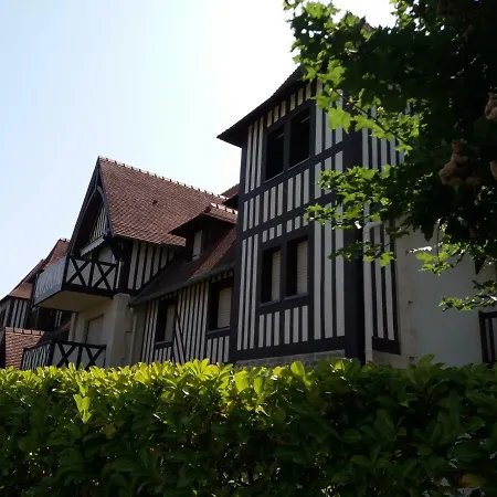 Appartement Les Manoirs De *